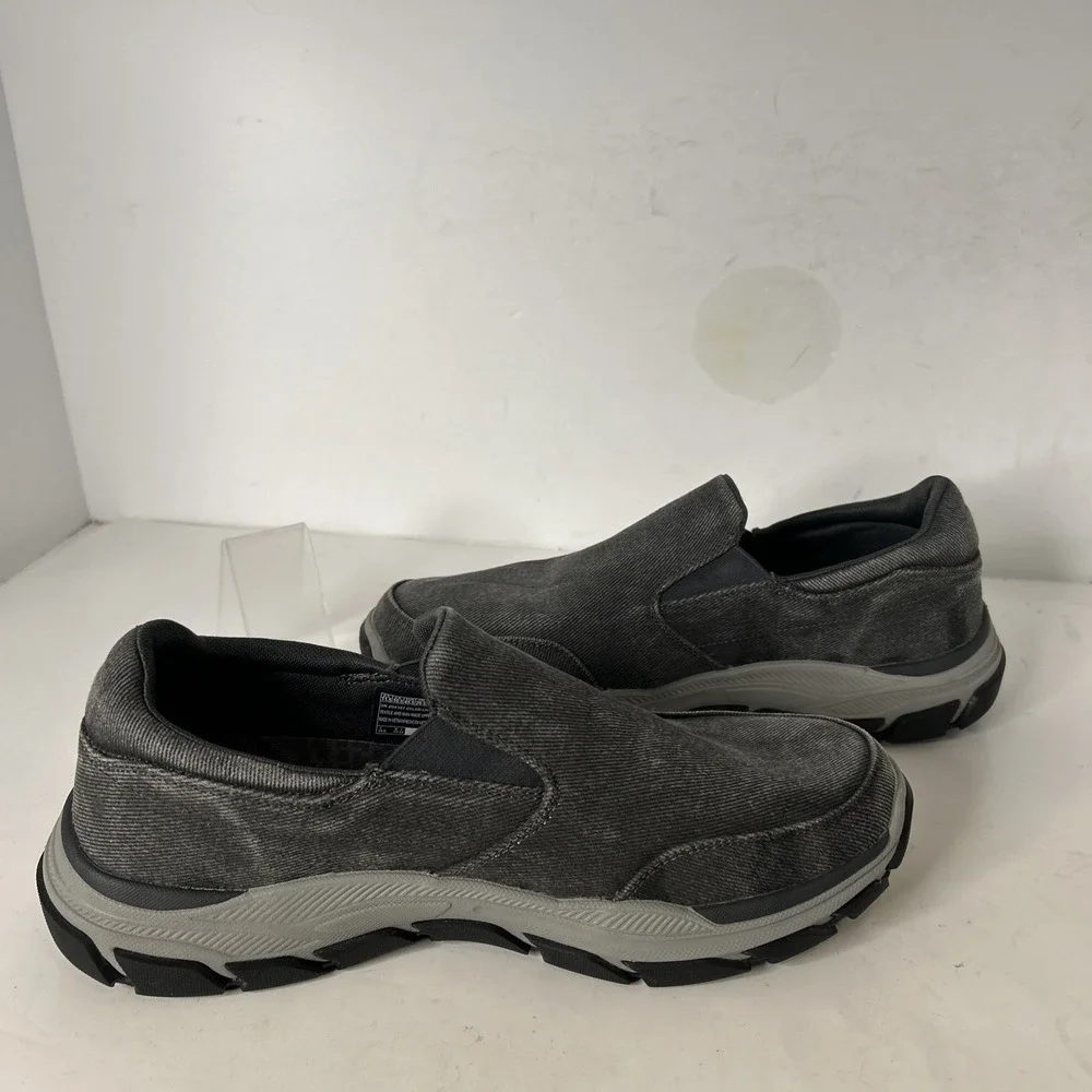 SKECHERS Men's Sz. 11.5  Gray Relax Fit Respected-Fallston‎ Slip-on NWOB